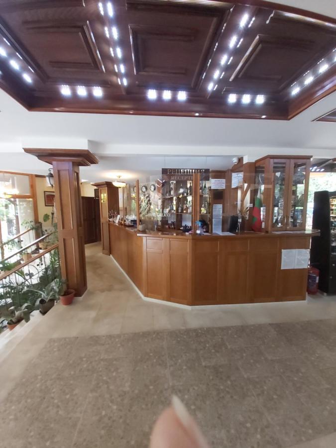 Galaxy Hotel Chiflik Ngoại thất bức ảnh