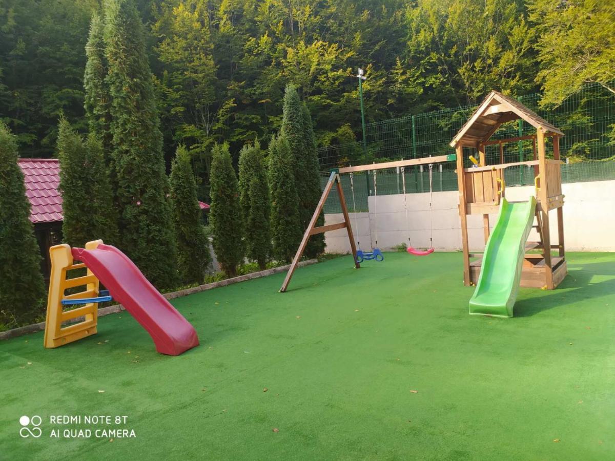 Galaxy Hotel Chiflik Ngoại thất bức ảnh